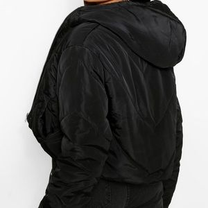 Cropped puffer coat